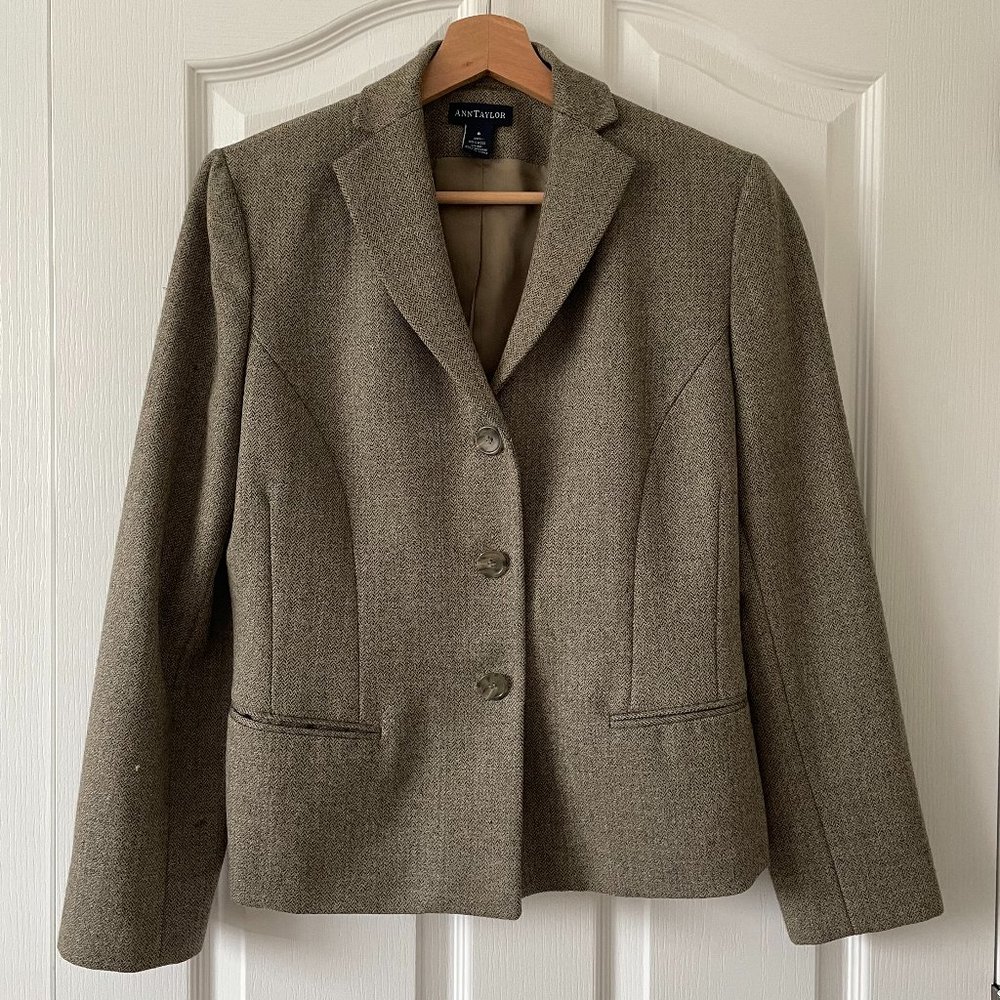 Ann Taylor Tweed Blazer Size 8 Wool  Lined Short Length Brown